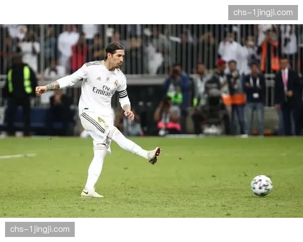 埃尔切门将佩尼亚面部受伤 与维尼修斯冲撞引争议